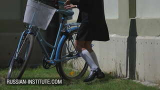 Tânărul student vrea mai mult de profesorul ei