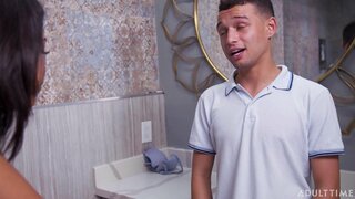 Vyèn Nwa Kenbe L 'Zanmi Wacking Koupe ak Manman L' Soutyen! Vyèn Nwa Kenbe L 'Zanmi Wacking Koupe ak Manman L' Soutyen!