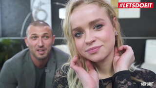 LETSDOEIT - એલેક્સા Flexy - પ્રખર ડેડી ગાંડ મારવી તીવ્ર તેમના ખૂબ સુંદર છોકરી